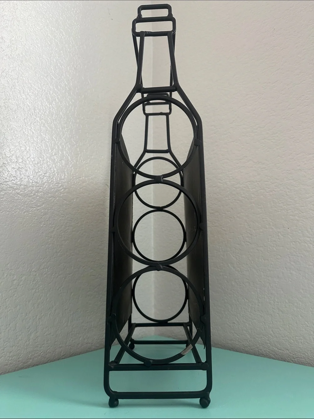 Wine Bottle Rack Décor ‘Wine Flies When You’re Having Fun’-used-good condition